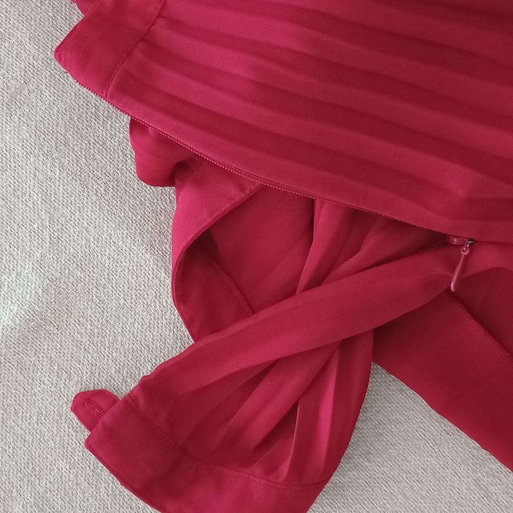 H&M Long Red Pleated Maxi Skirt - Picture 10 of 11